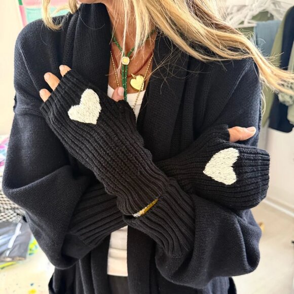 Kerri Rosenthal Imperfect Heart Smittens Mittens - Picture 1 of 3